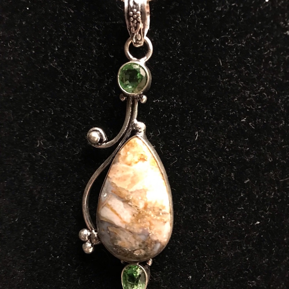 Peridot - Picture 3 of 6